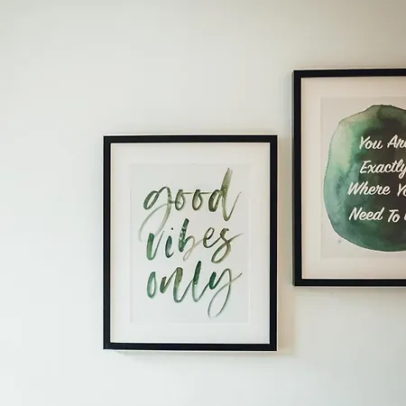 アパート Via Mons