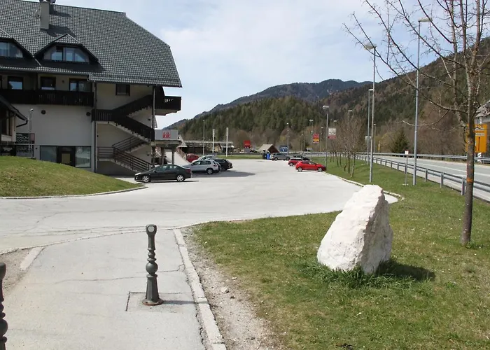 Via Mons كْرانْيِسكا غورا